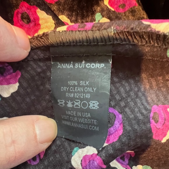 ANNA SUI Vintage Silk Dress, Size 8, Black & Purple Flower Petals, Early 2000s! - Picture 13 of 13